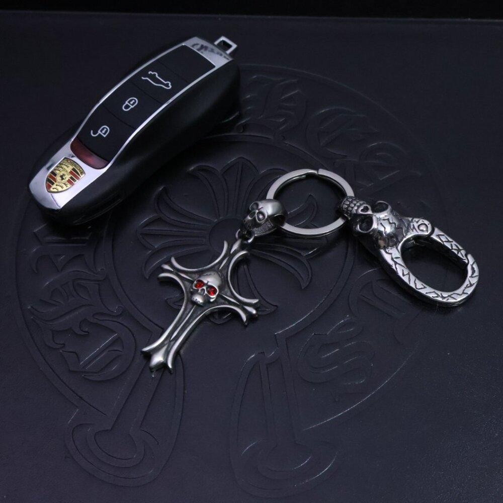 𝐂𝐡𝐫𝐨𝐦𝐞 𝐡𝐞𝐚𝐫𝐭 keychain pendant - Picture 3 of 8